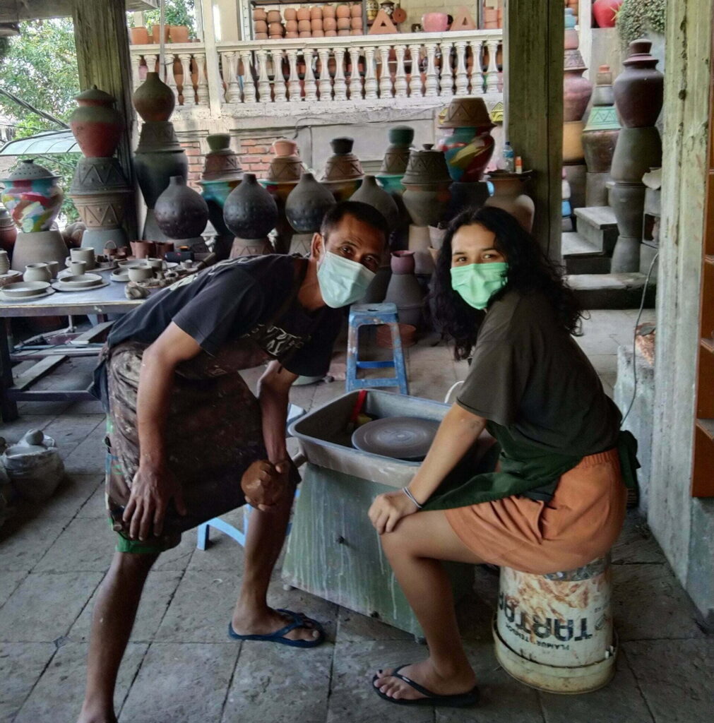 serayu vaso e terracotta ubud i wayan cameng bali attività divertente viaggio in famiglia espatriati artigianato originale asli