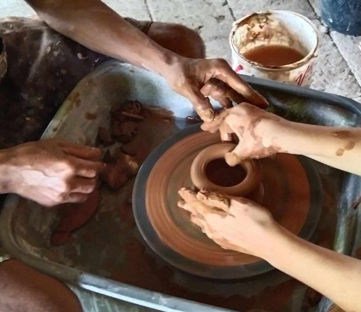 serayu pot and terracotta ubud i wayan cameng bali activity fun family travel expat handicraft original asli travellust jay