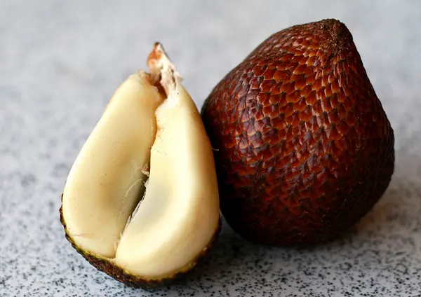 snake fruit salak health mindful article instant karma magazine