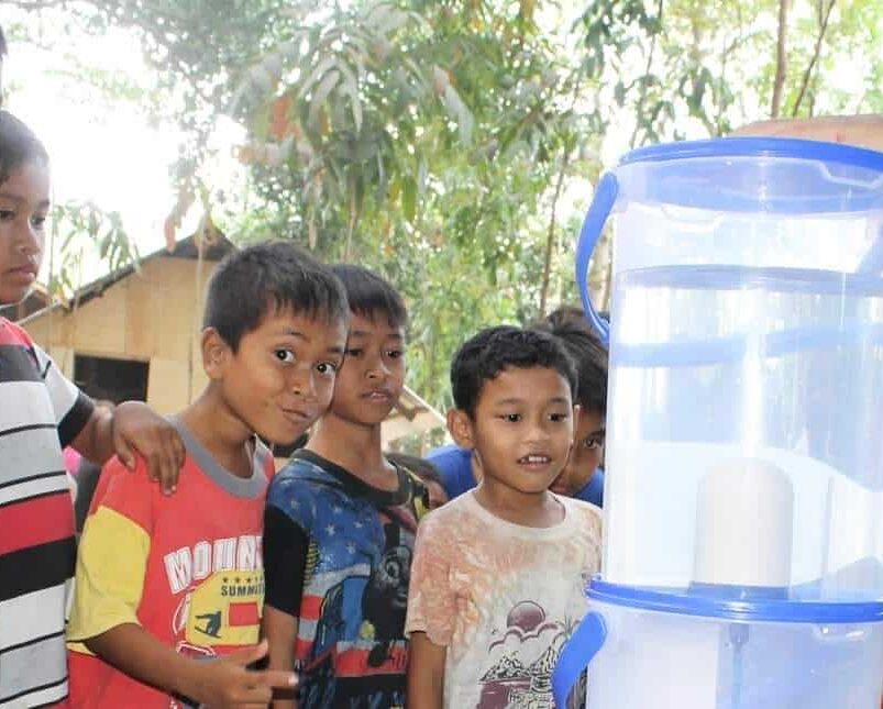 soziale auswirkungen wasserfilter sauberes trinken kinder