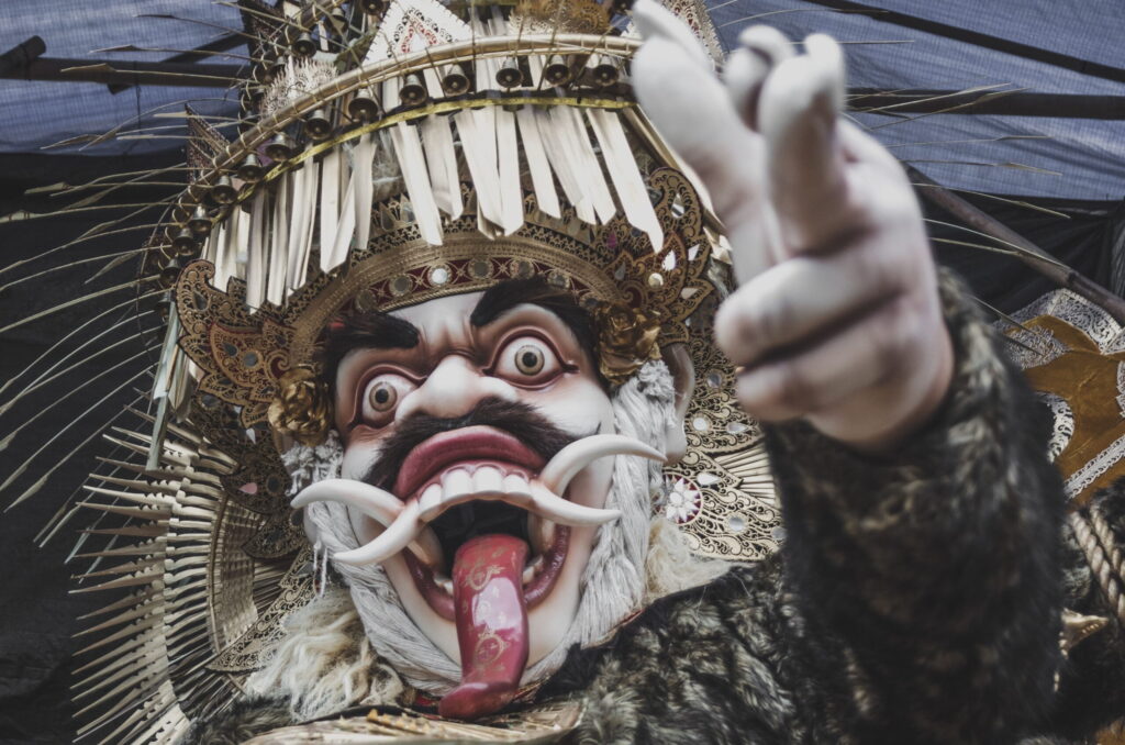 Ogoh Ogoh-Ogoh karya Tainsiat Denpasar foto karya patung pemenang penghargaan Cari Manik patung Bali