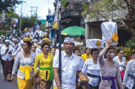 De olho nas cerimônias balinesas de Bali 2